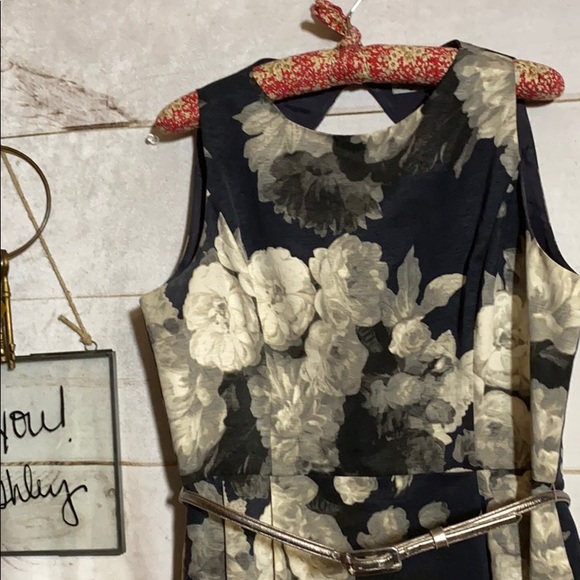 Eliza J; Floral; Midi; Shift; Dress; 14 - Picture 3 of 7